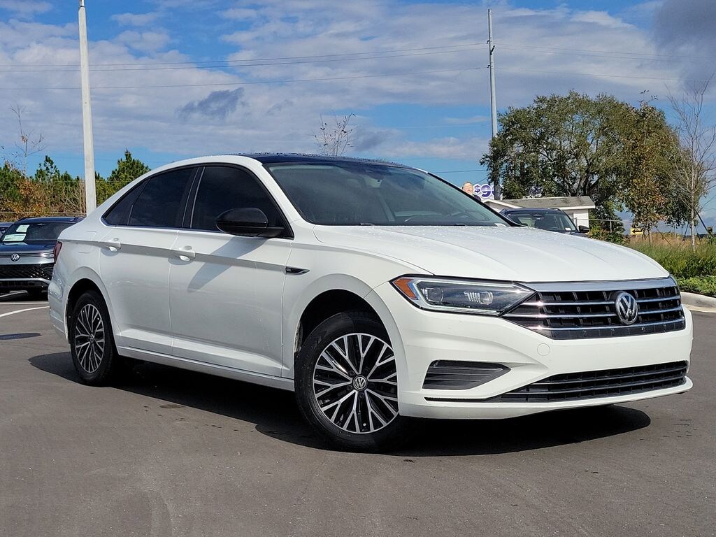Used 2019 Volkswagen Jetta SEL Sedan