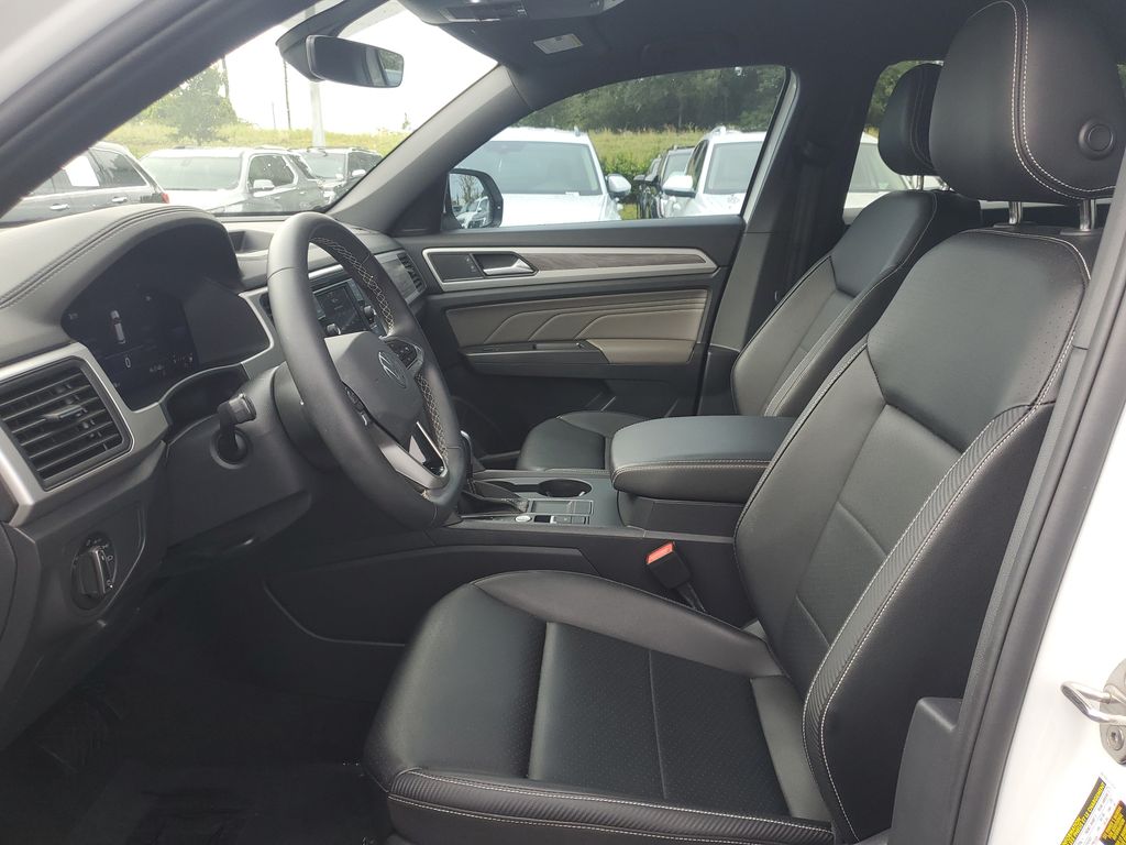 2023 Volkswagen Atlas Cross Sport SE - Photo 17
