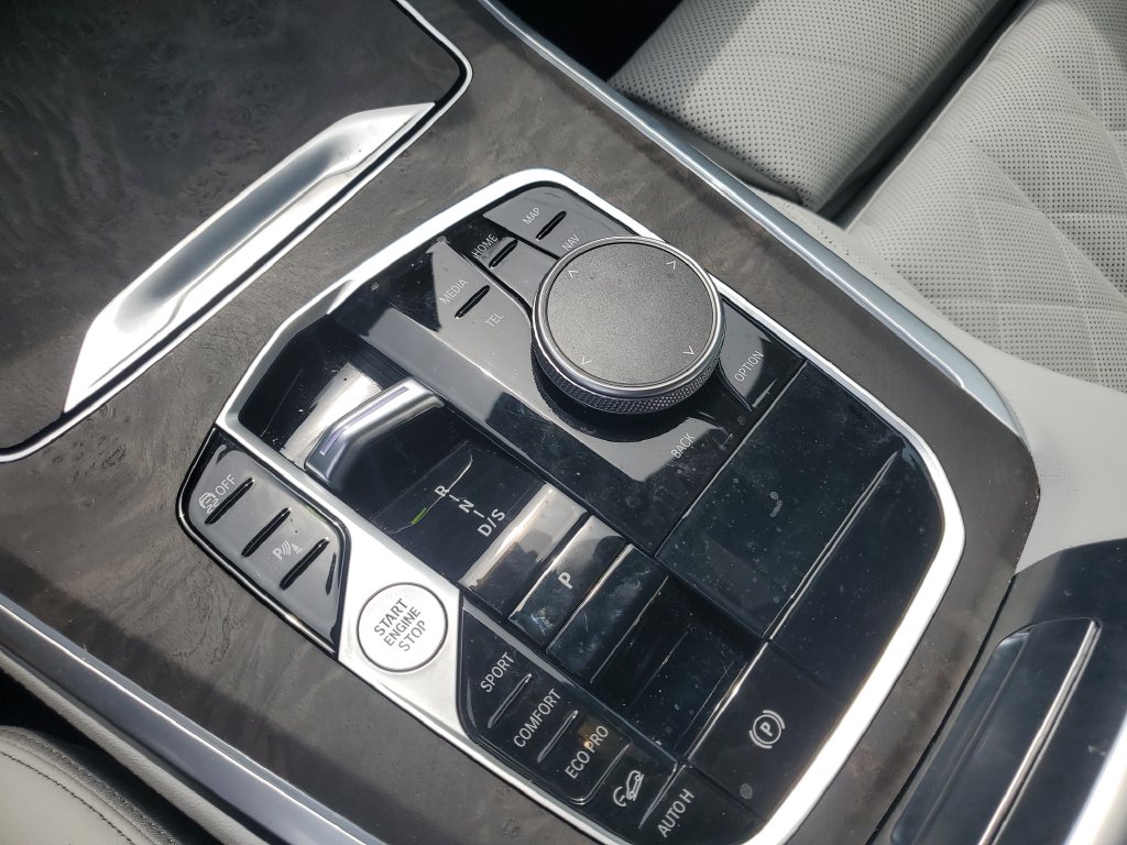 2025 BMW X5 40i - Photo 25