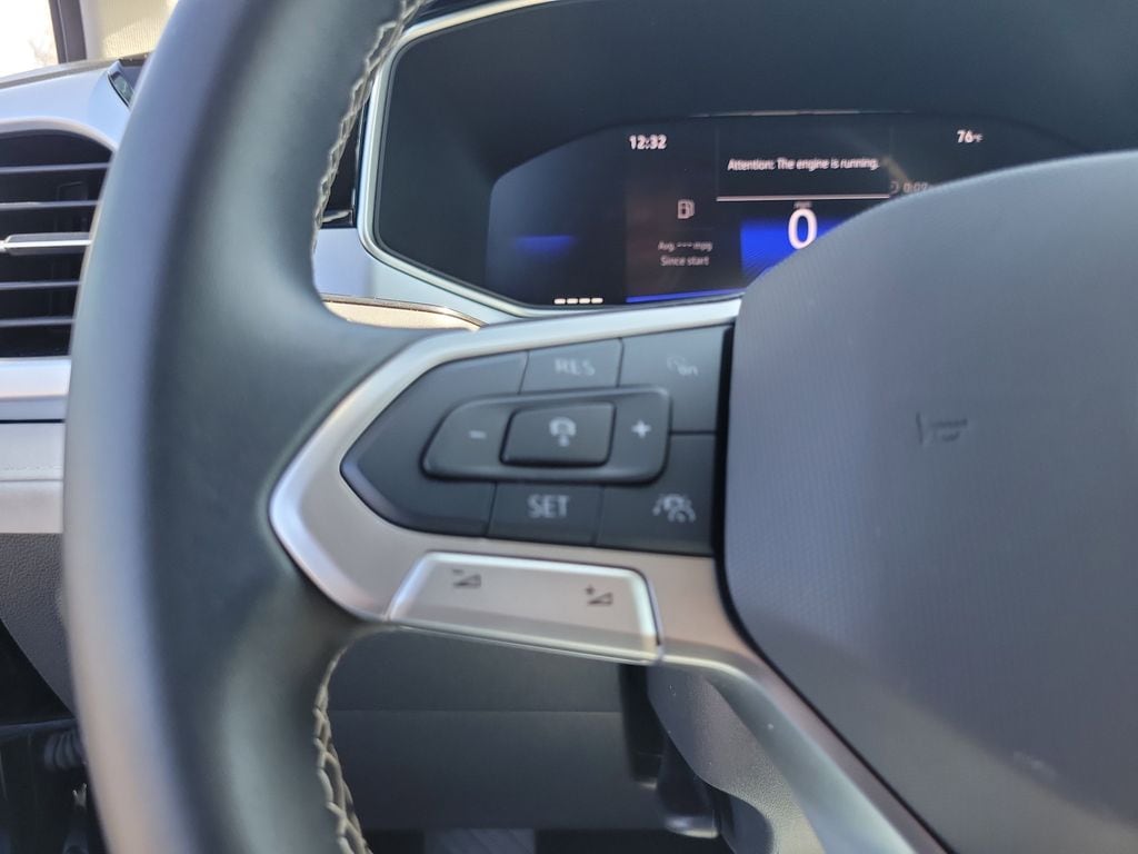 2025 Volkswagen Taos SE - Photo 21