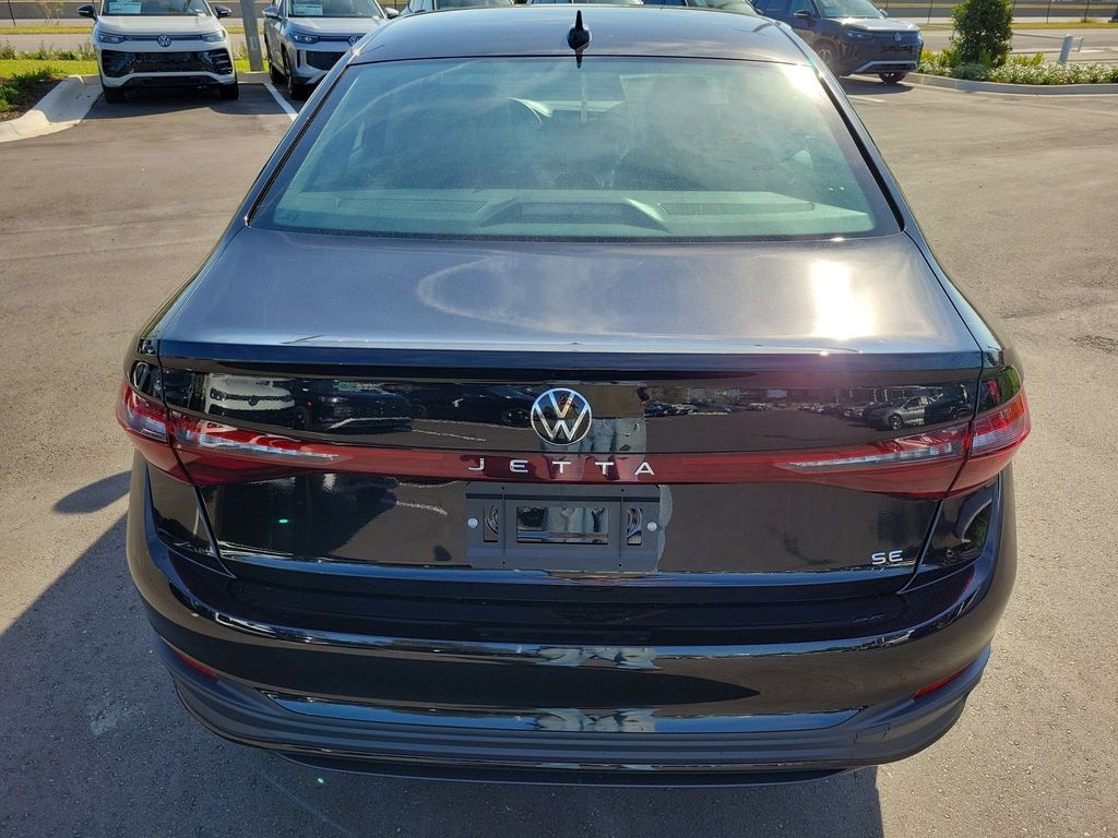New 2026 Volkswagen Jetta 1.5T SE Sedan