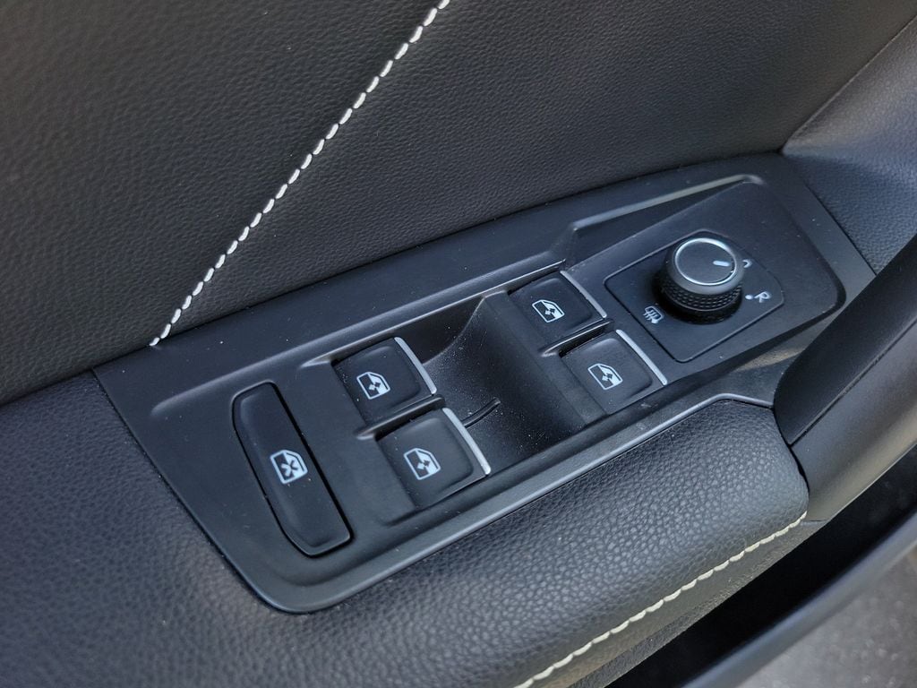 2023 Volkswagen Tiguan SE R-LINE BLACK - Photo 14