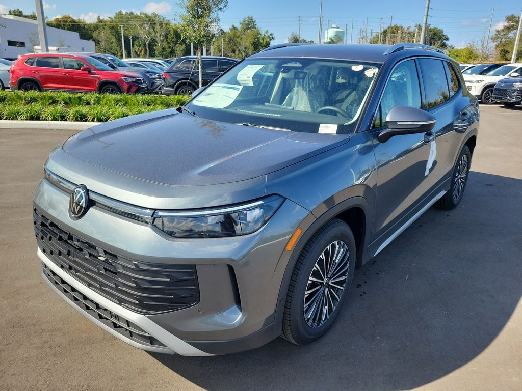 New 2025 Volkswagen Tiguan 2.0T S SUV