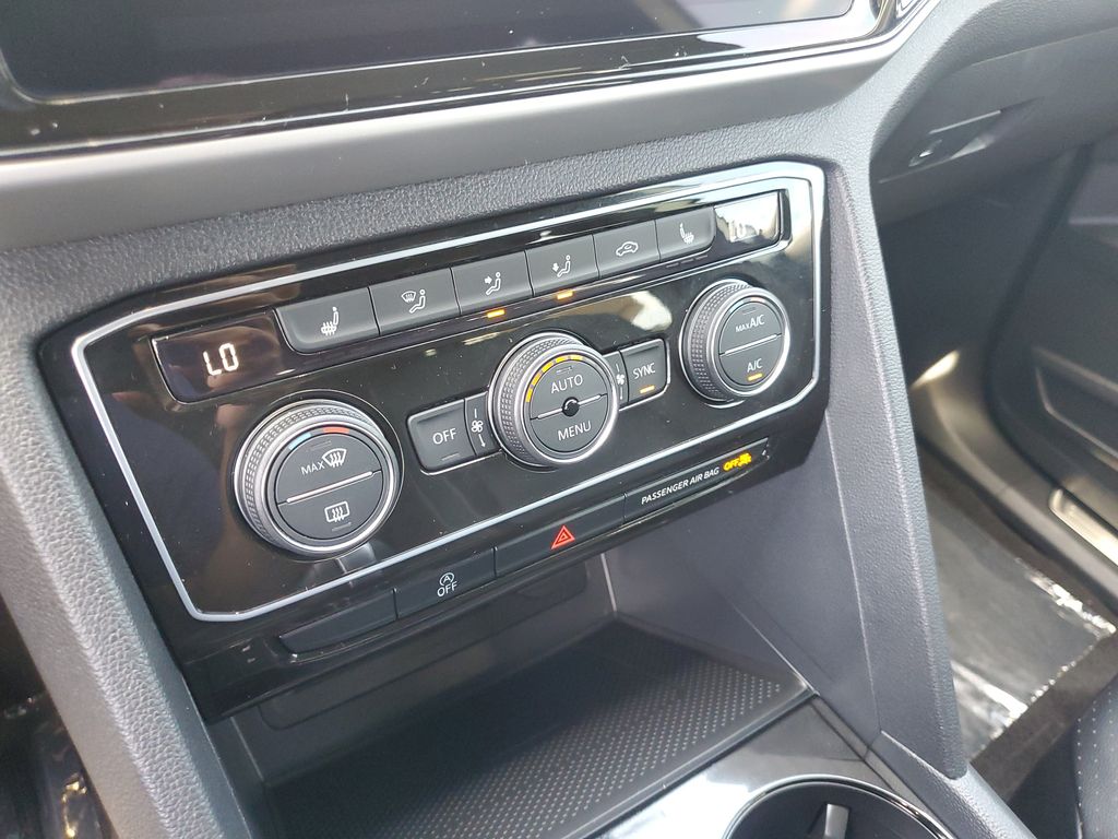 2023 Volkswagen Atlas Cross Sport SE w/Tech - Photo 23