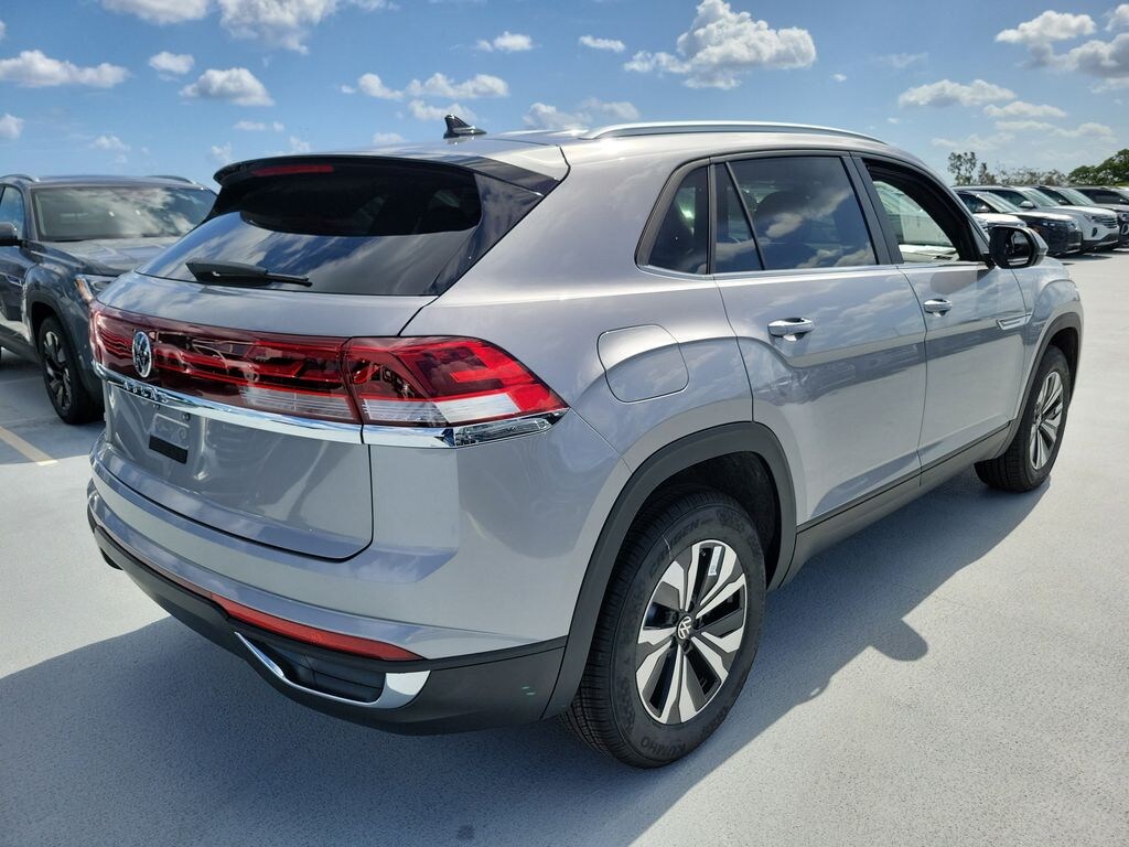 New 2026 Volkswagen Atlas Cross Sport 2.0T SE SUV