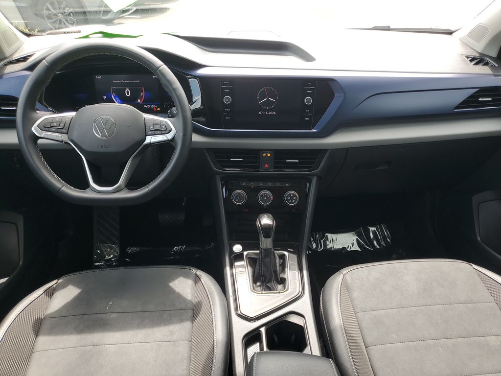 2023 Volkswagen Taos SE - Photo 10