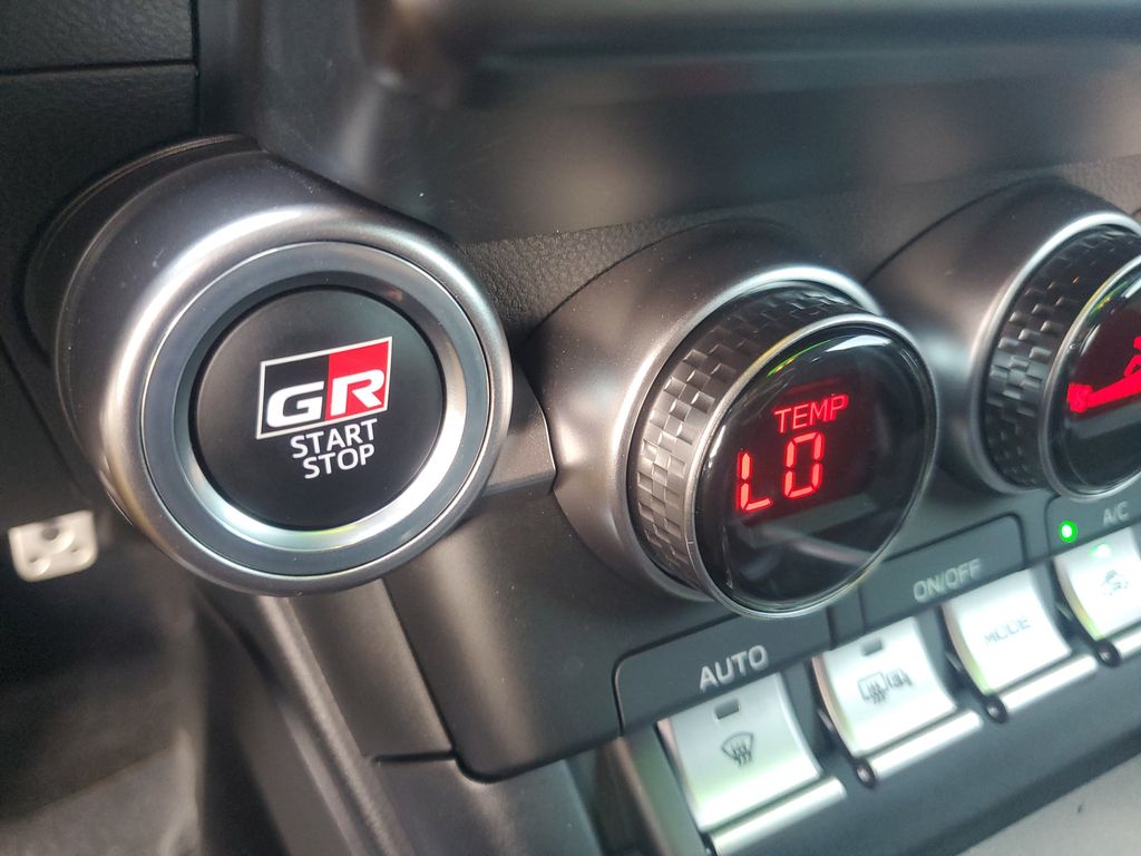 2023 Toyota GR86 Premium - Photo 20