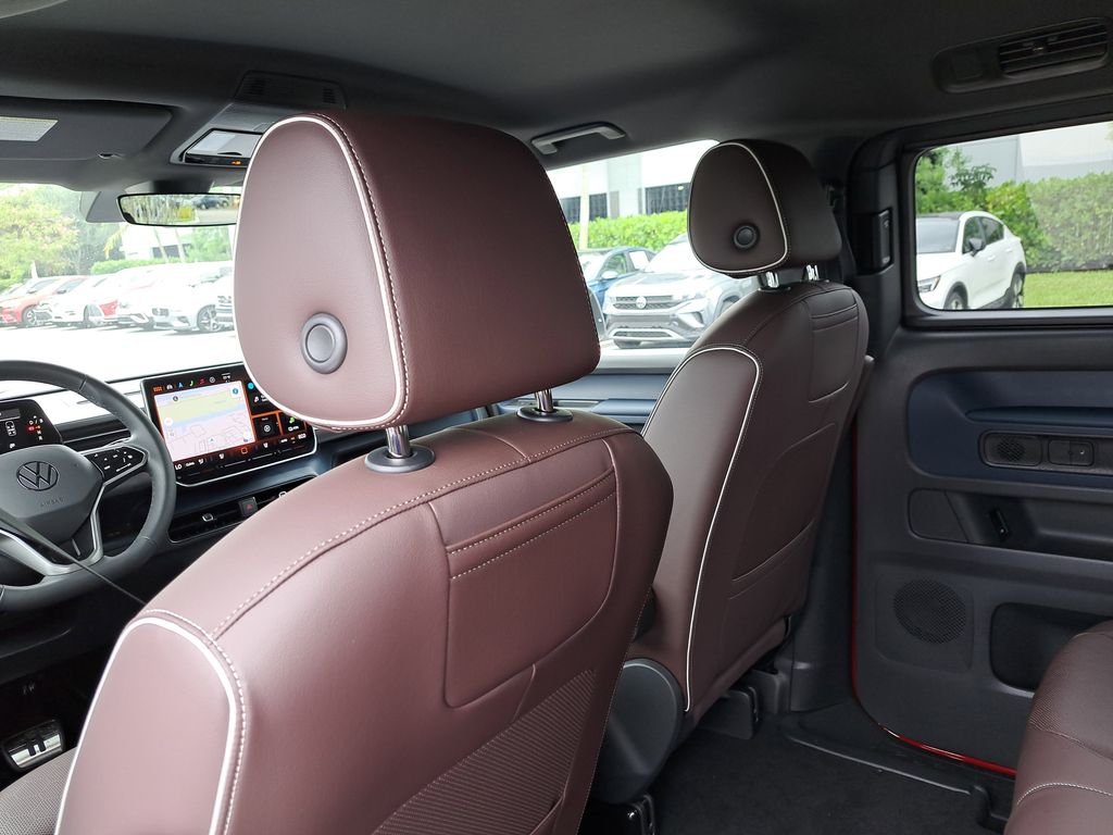 2025 Volkswagen ID. Buzz PRO S - Photo 12
