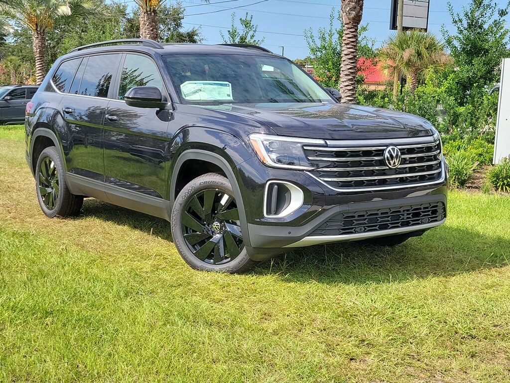New 2026 Volkswagen Atlas SE w/Technology SUV
