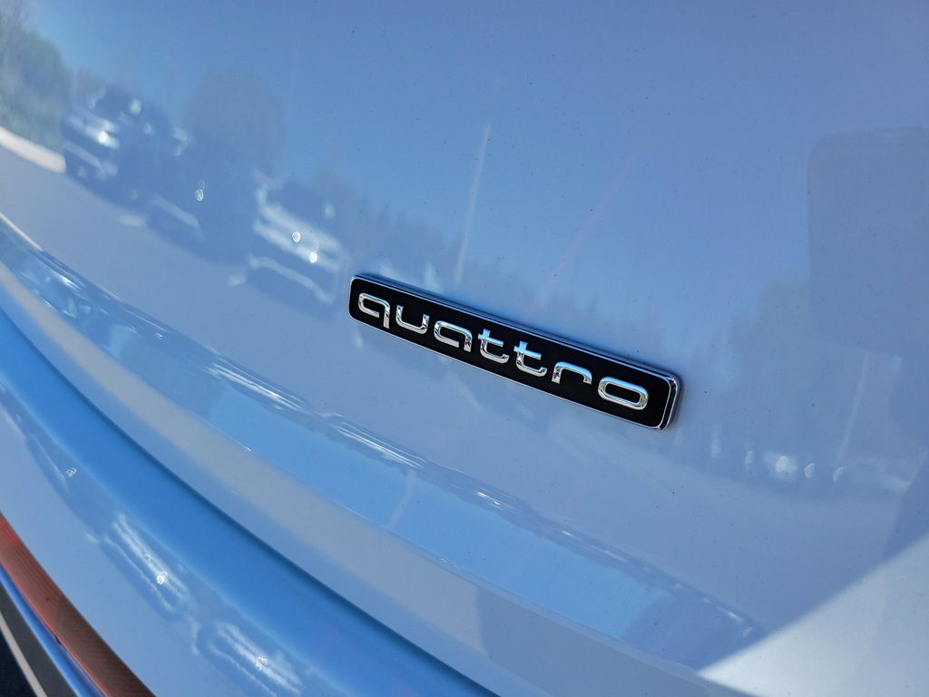 2023 Audi Q7 Premium Plus - Photo 7