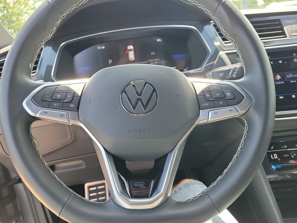 2023 Volkswagen Tiguan SE R-LINE BLACK - Photo 17