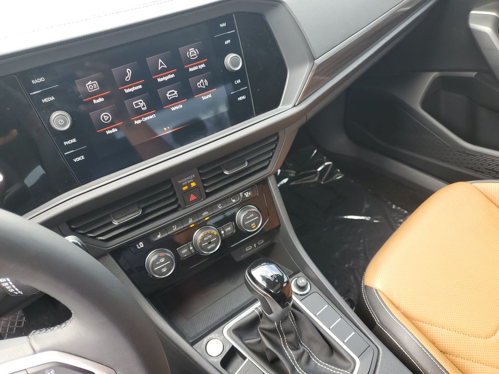 2024 Volkswagen Jetta SEL - Photo 21