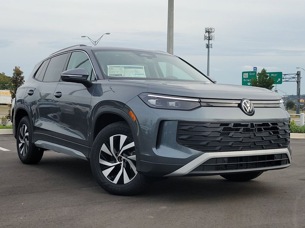 New 2025 Volkswagen Tiguan 2.0T S SUV