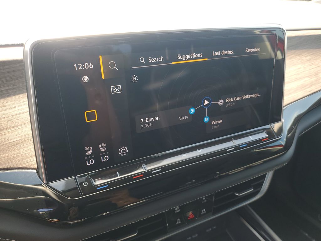 2024 Volkswagen Atlas SEL - Photo 22