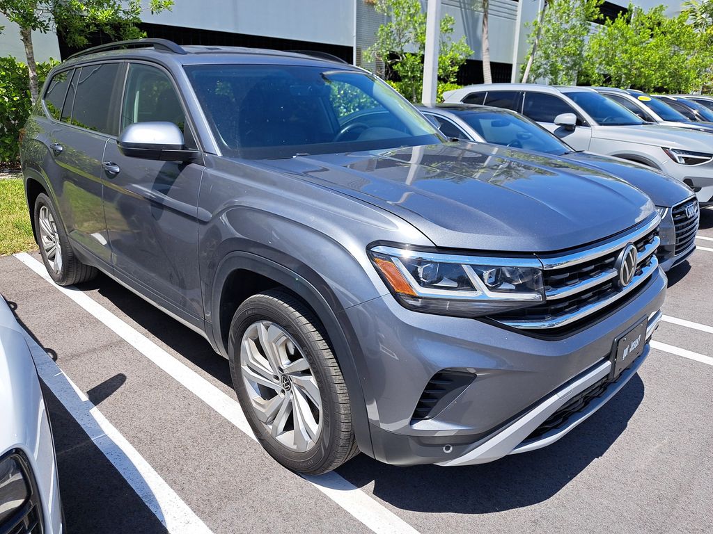 2022 Volkswagen Atlas SE w/Tech's photo