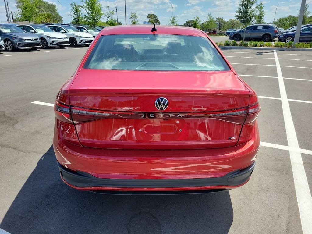 New 2026 Volkswagen Jetta 1.5T SE Sedan