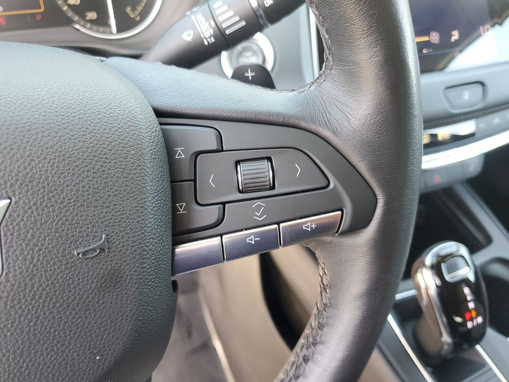 2023 Cadillac XT4 Luxury - Photo 19
