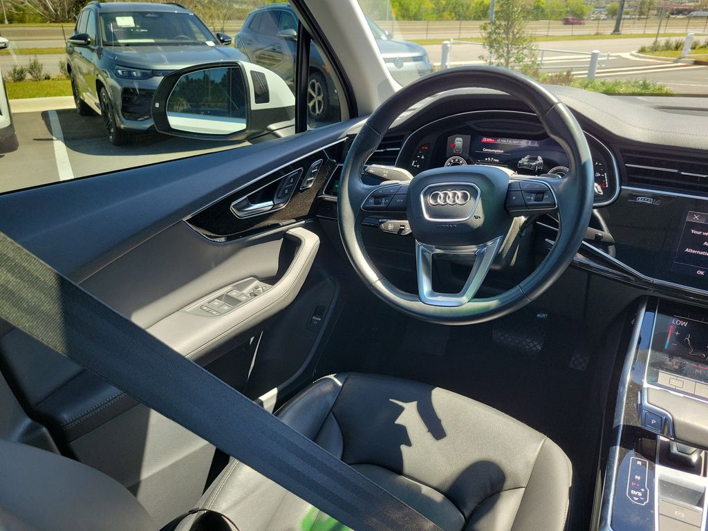 2023 Audi Q7 Premium Plus - Photo 13