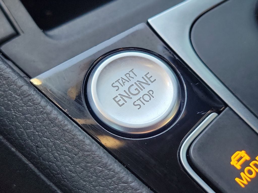 2020 Volkswagen Golf GTI SE - Photo 22