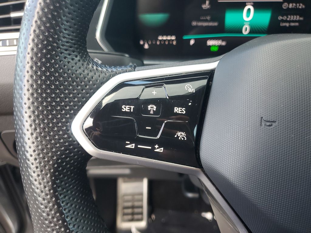 2024 Volkswagen Tiguan SE R-LINE BLACK - Photo 16