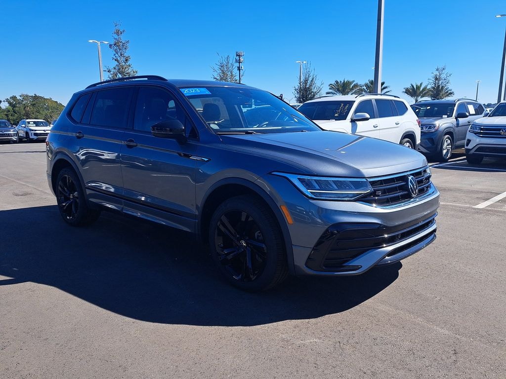 Certified 2023 Volkswagen Tiguan 2.0T SE R-Line Black SUV