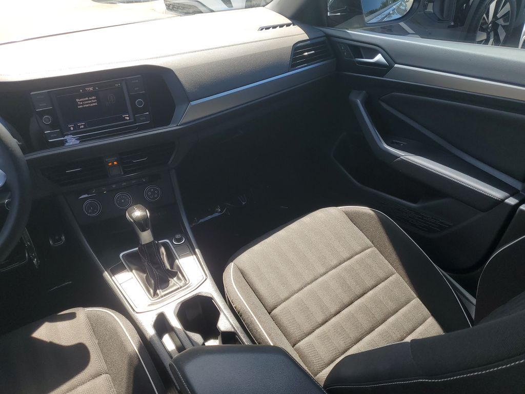 2024 Volkswagen Jetta Sport - Photo 12