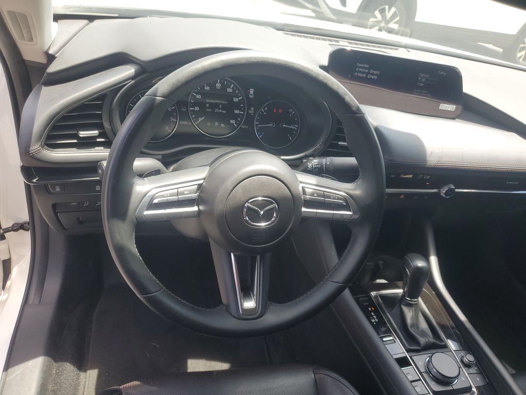 2023 Mazda Mazda3 Premium - Photo 17