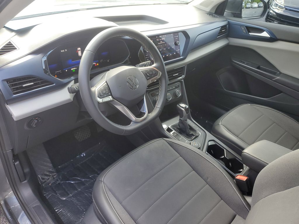 2022 Volkswagen Taos SE - Photo 21