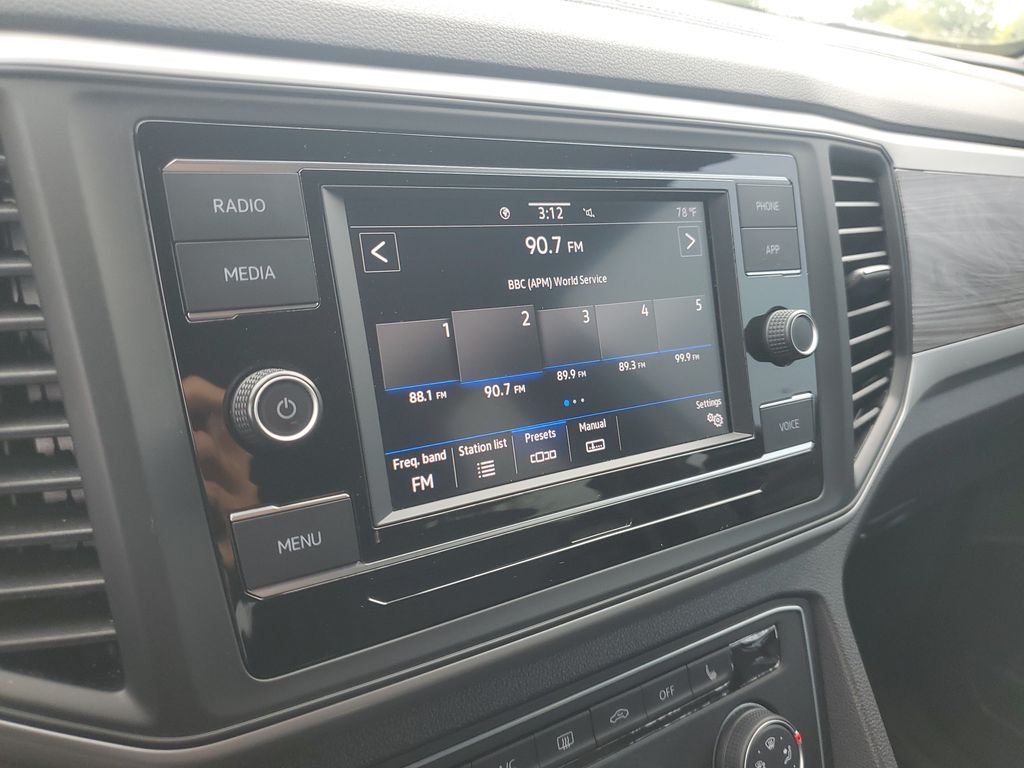 2023 Volkswagen Atlas Cross Sport SE - Photo 22