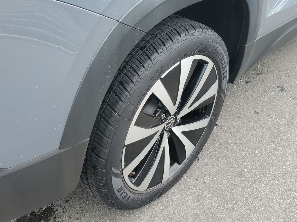 2022 Volkswagen Taos SE - Photo 6
