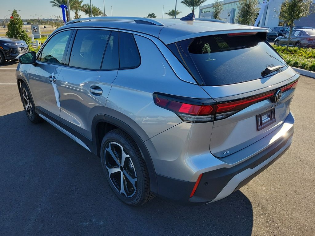 New 2025 Volkswagen Tiguan 2.0T SE SUV