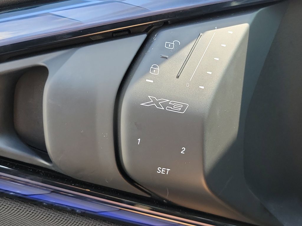 2025 BMW X3 30 - Photo 31