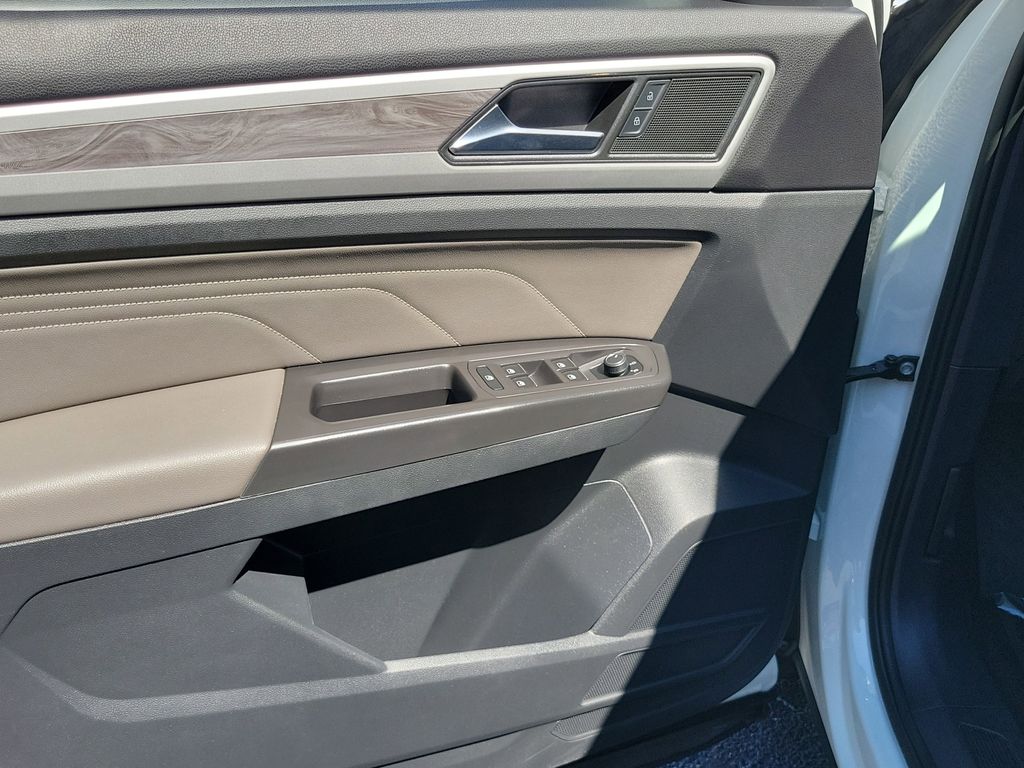 2023 Volkswagen Atlas Cross Sport SE - Photo 14