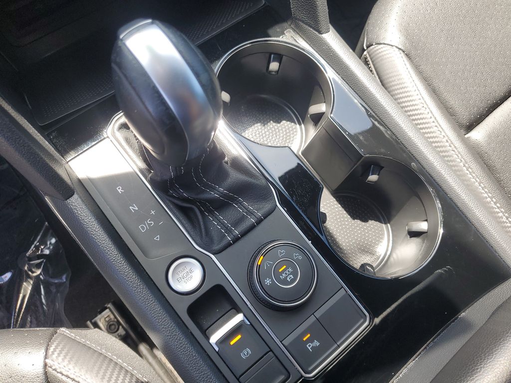 2023 Volkswagen Atlas Cross Sport SE w/Tech - Photo 25