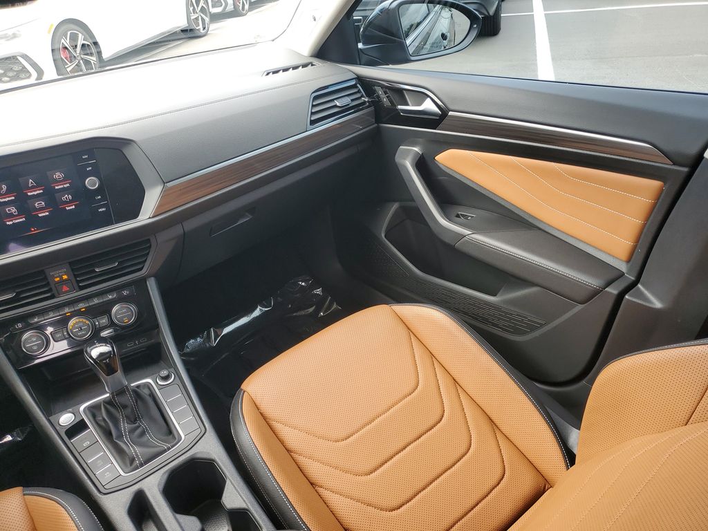 2024 Volkswagen Jetta SEL - Photo 12