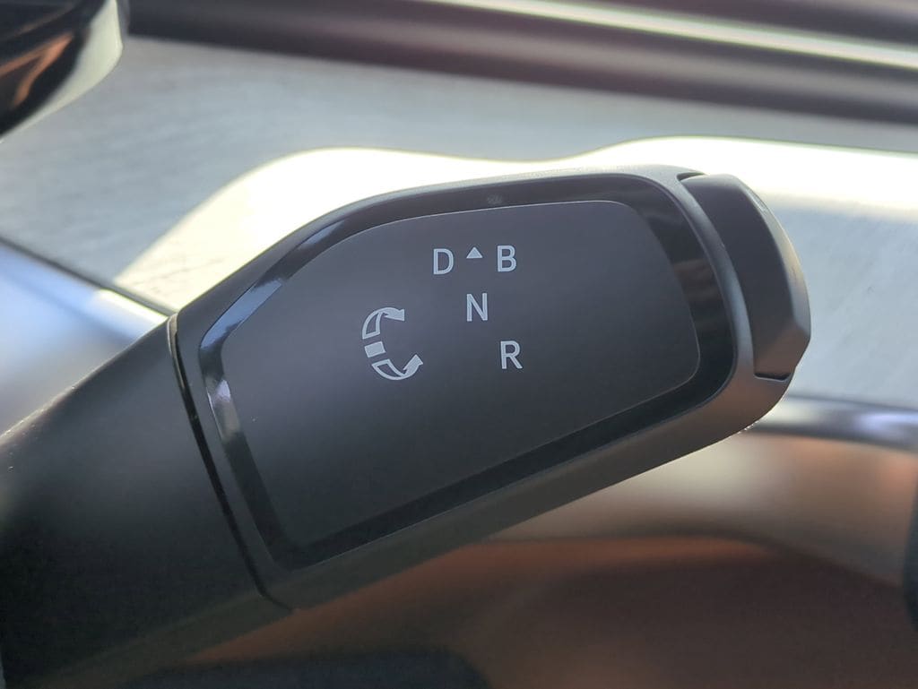 2025 Volkswagen ID. Buzz PRO S - Photo 28