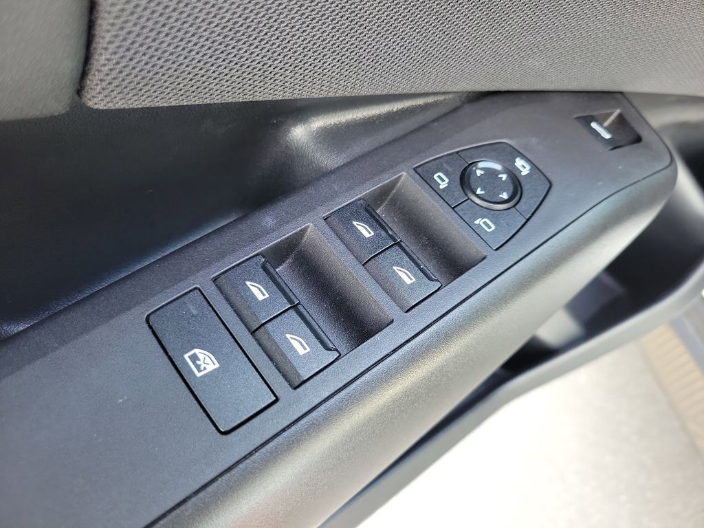 2025 BMW X3 30 - Photo 16