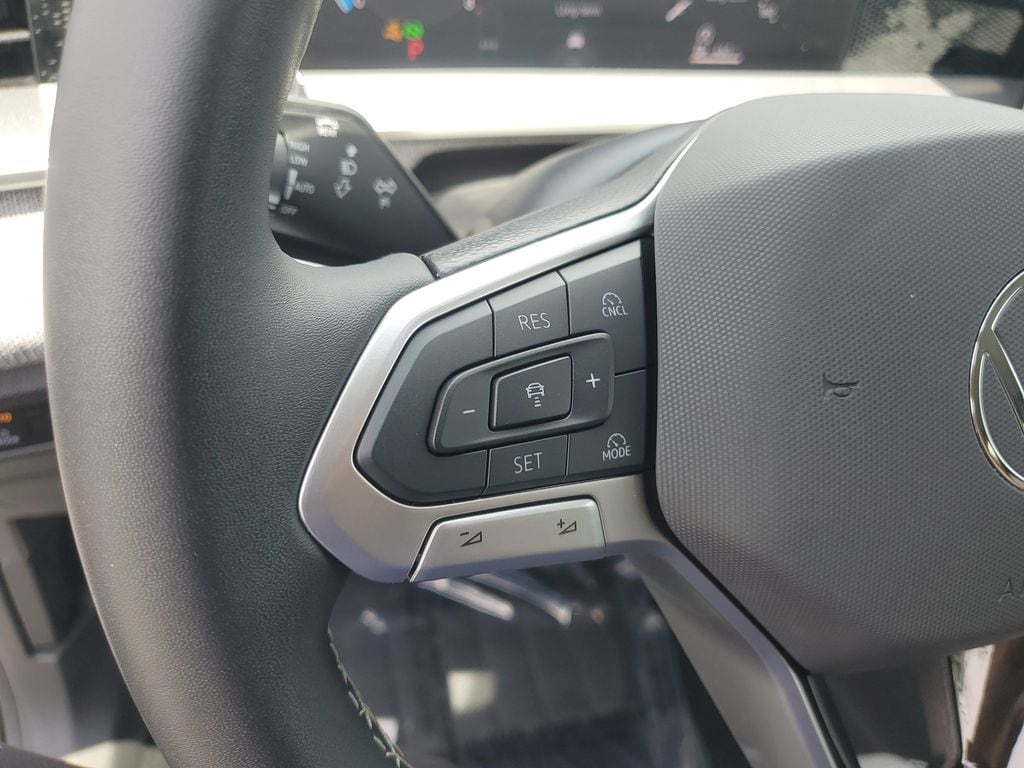 2025 Volkswagen Tiguan S - Photo 17