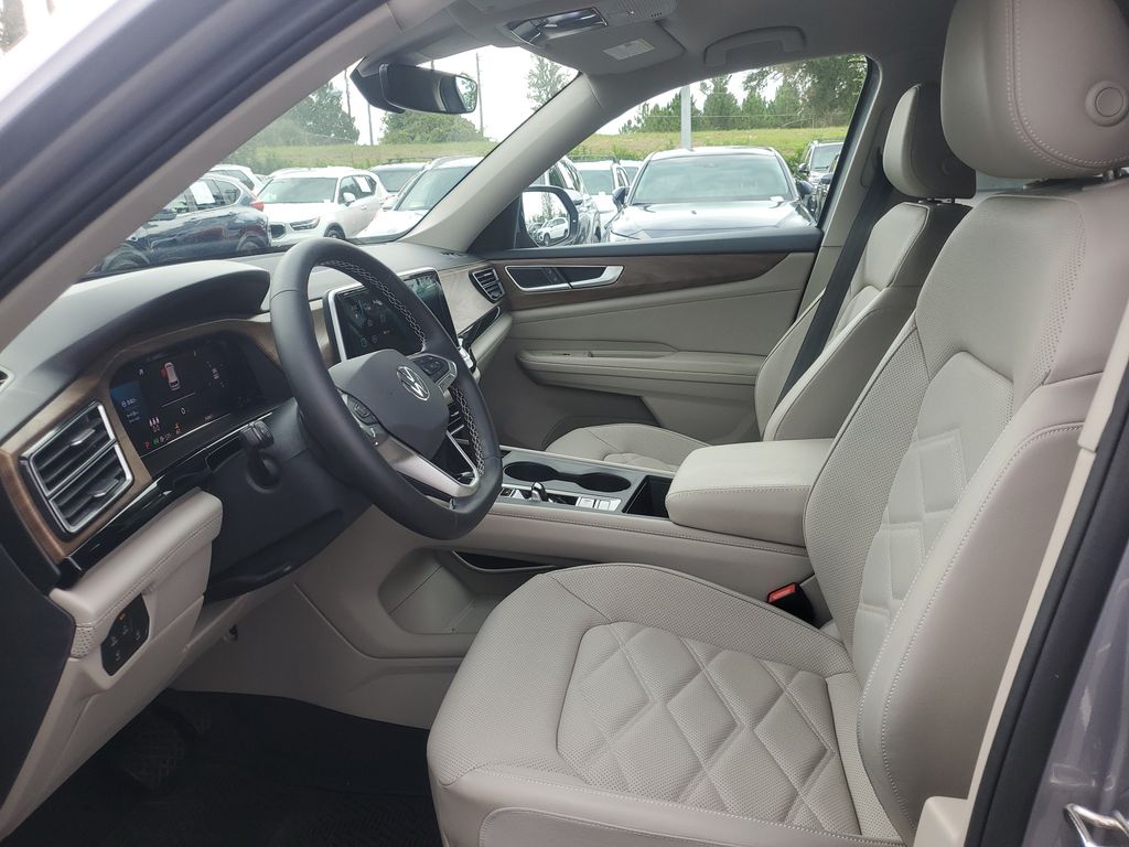 2024 Volkswagen Atlas SE - Photo 15