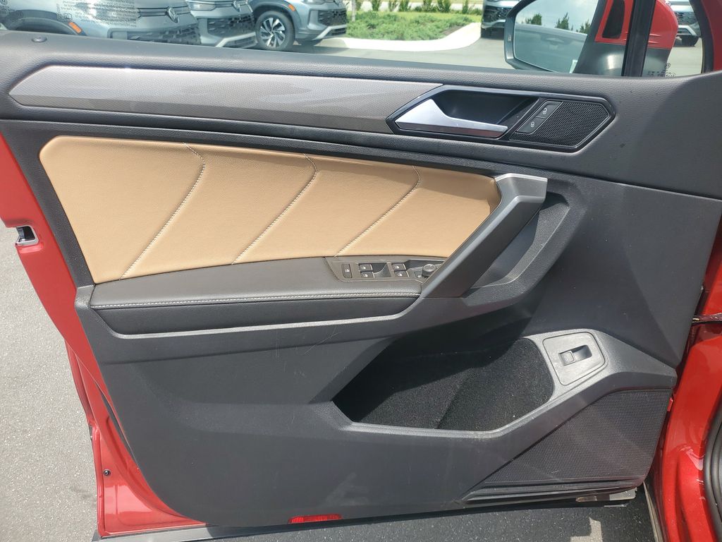 2024 Volkswagen Tiguan SE - Photo 12