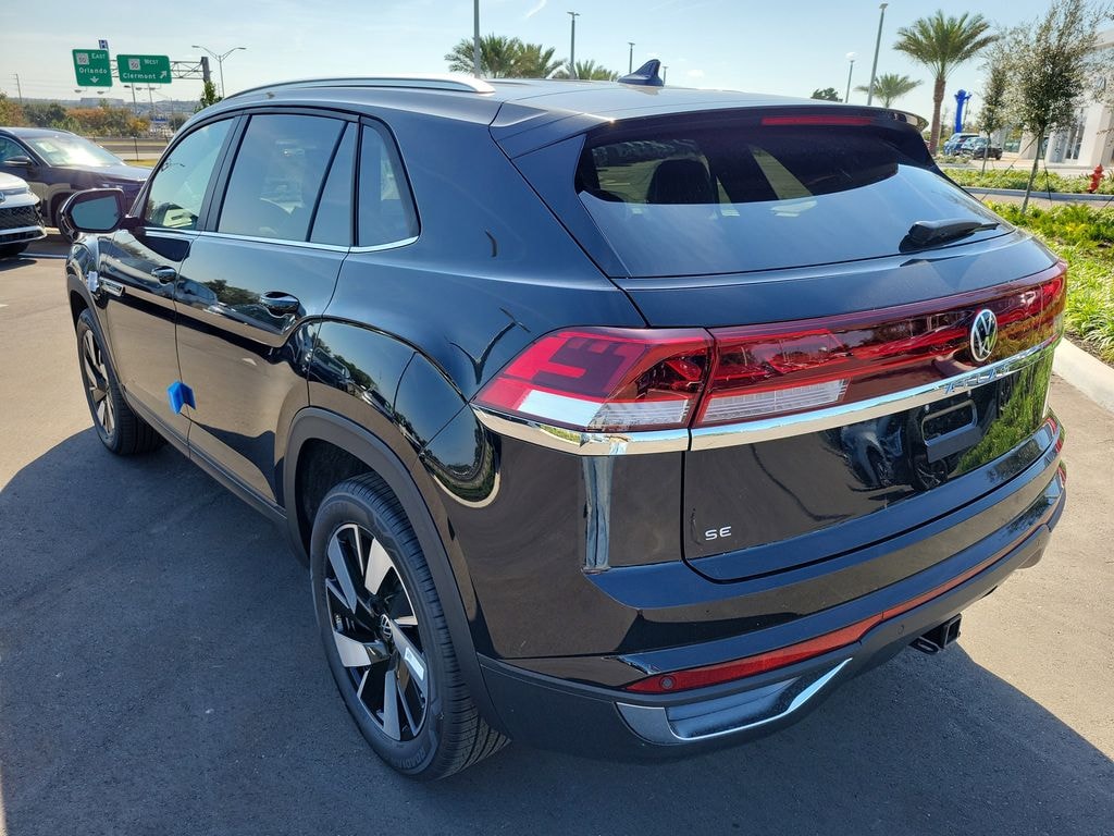 New 2026 Volkswagen Atlas Cross Sport 2.0T SE w/Technology SUV