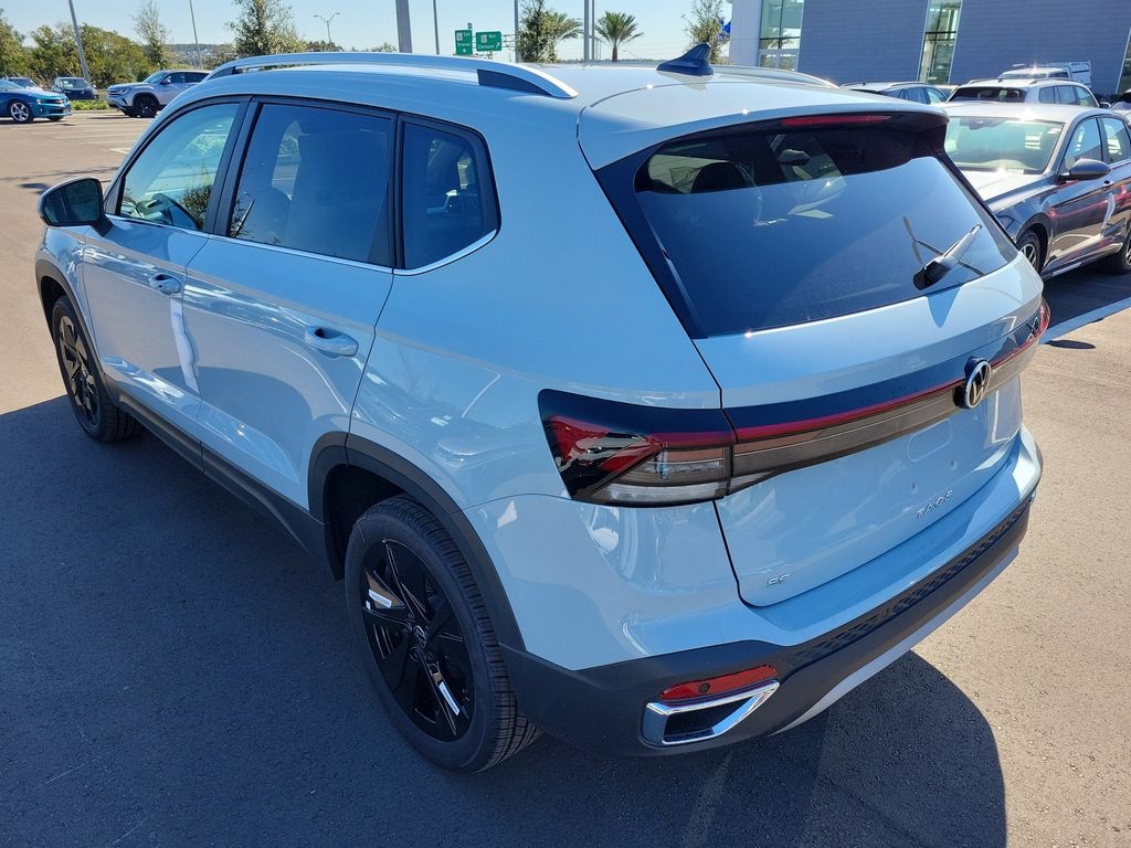 New 2025 Volkswagen Taos 1.5T SE SUV