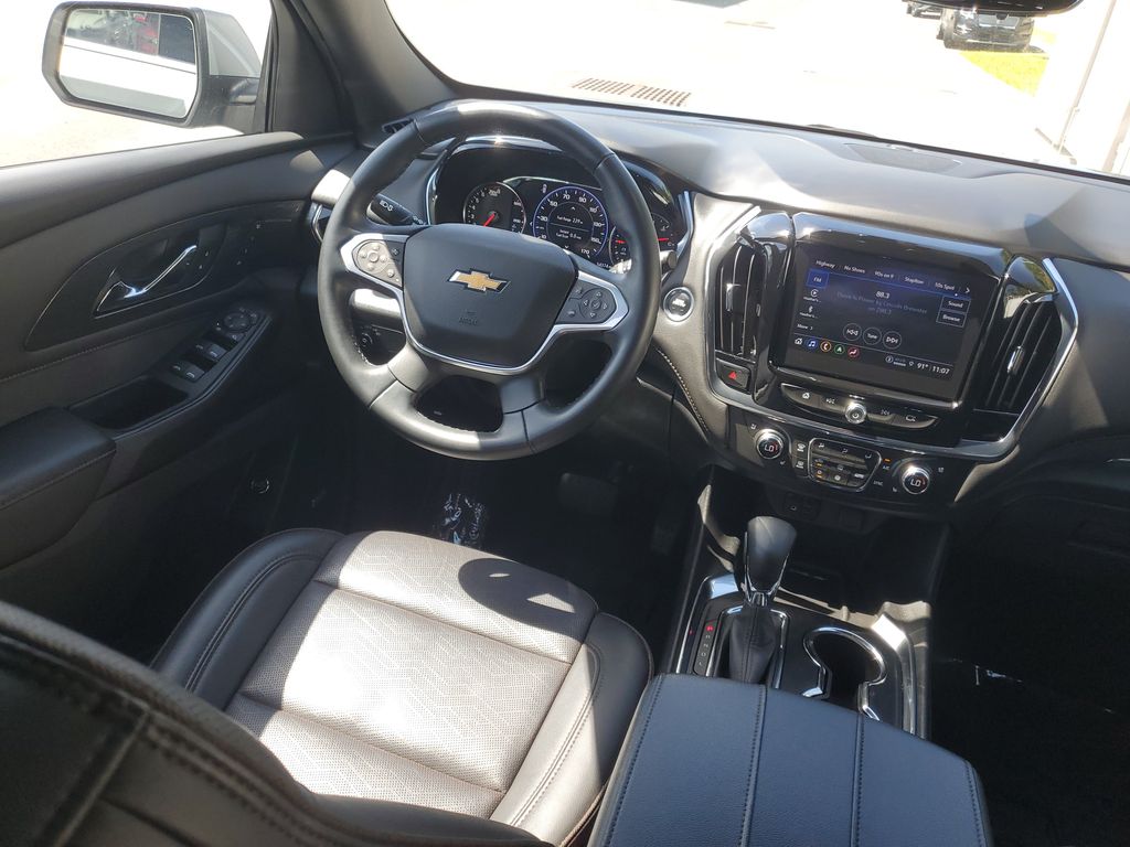 2023 Chevrolet Traverse High Country - Photo 11