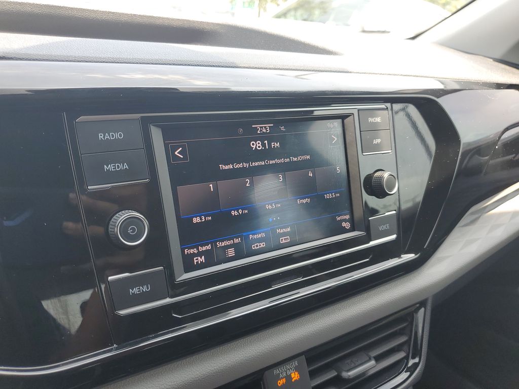 2024 Volkswagen Taos S - Photo 21