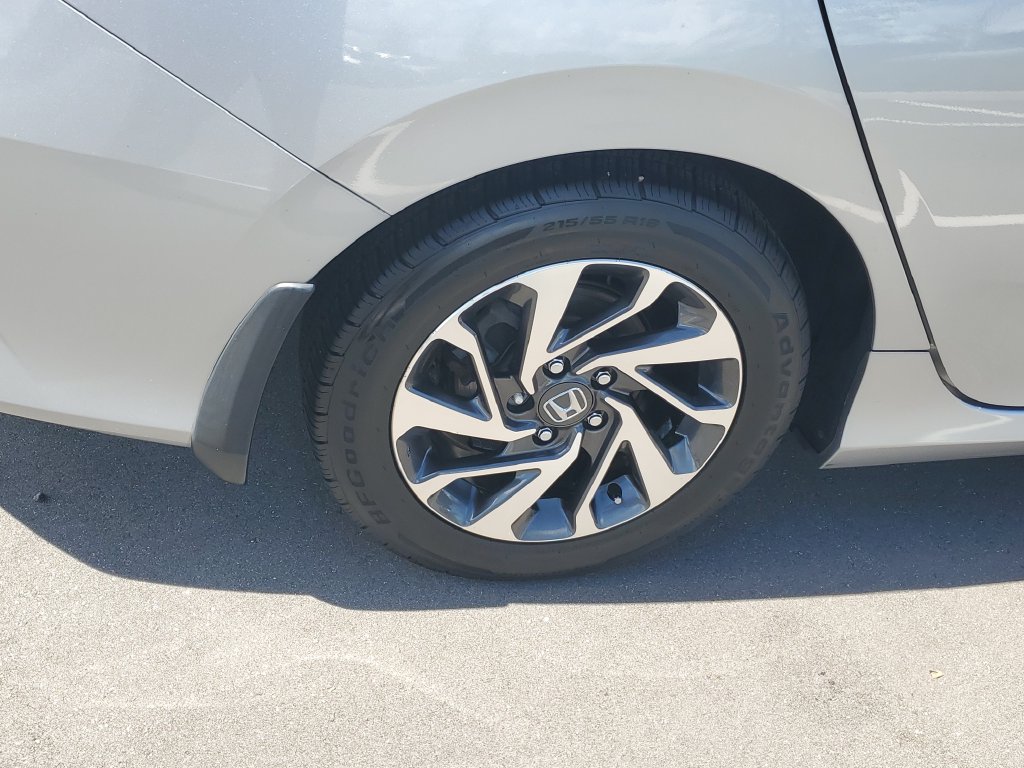 2017 Honda Civic EX - Photo 5