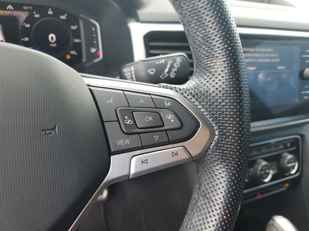 2023 Volkswagen Atlas Cross Sport SEL Premium R-Line - Photo 20