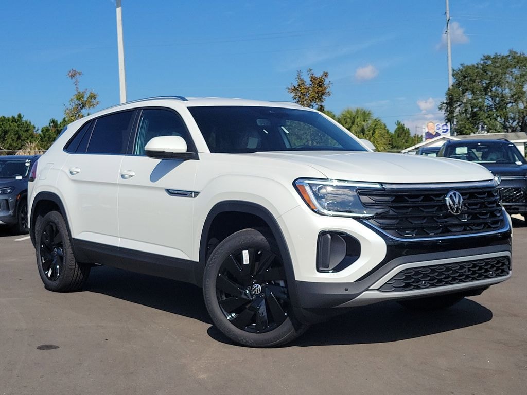 New 2026 Volkswagen Atlas Cross Sport 2.0T SE w/Technology SUV