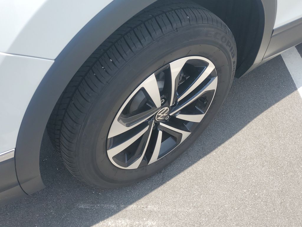 2024 Volkswagen Tiguan S - Photo 5