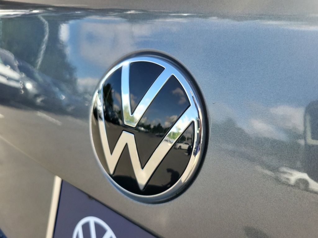 2024 Volkswagen Jetta SE - Photo 8