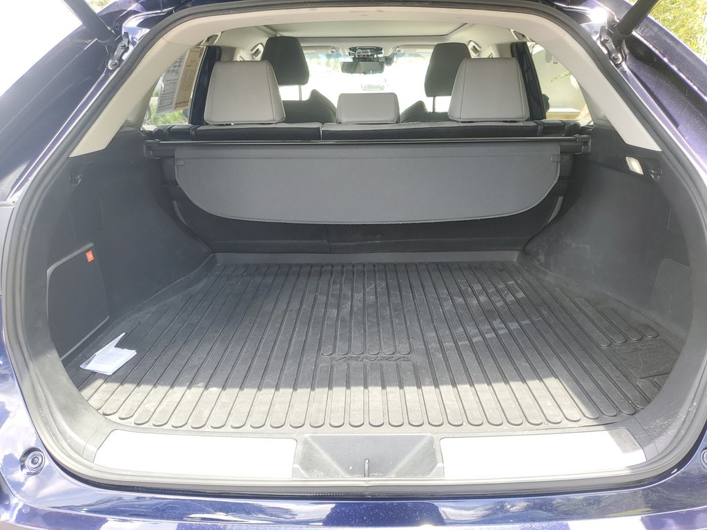 2023 Toyota Venza Limited - Photo 8